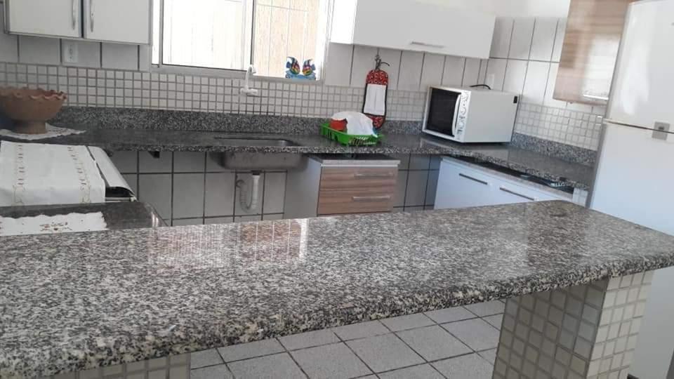 Villa Casa Com Piscina No Centro Nova Viçosa Esterno foto